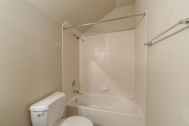 202 Black Swan Place, Magnolia, TX 77354