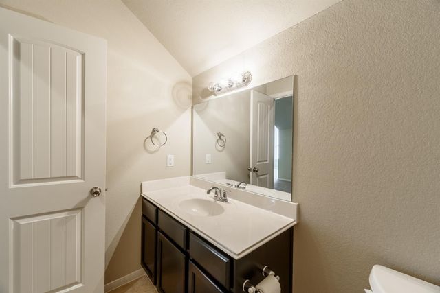 202 Black Swan Place, Magnolia, TX 77354