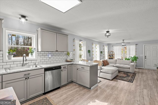 92 James Street, Temple, GA 30179