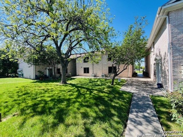 811 Jackson Keller Rd Apt 3, San Antonio, TX 78216