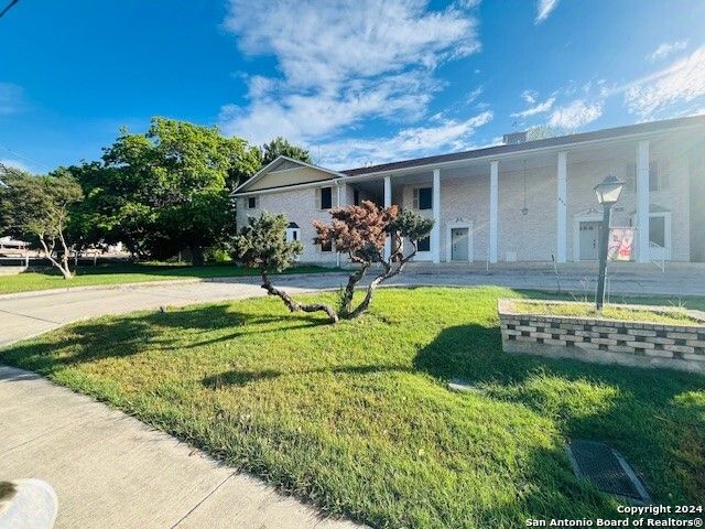 811 Jackson Keller Rd Apt 3, San Antonio, TX 78216