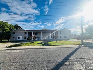 811 Jackson Keller Rd Apt 3, San Antonio, TX 78216