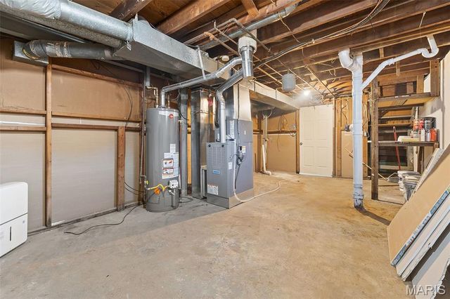 204 Wiegel Drive, Ferguson, MO 63135