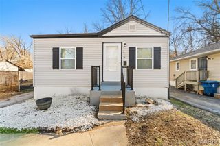 204 Wiegel Drive, Ferguson, MO 63135