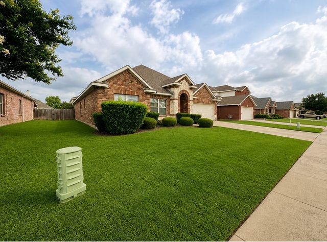 2776 Park Place, Grand Prairie, TX 75052