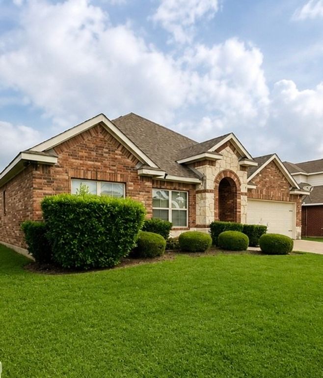 2776 Park Place, Grand Prairie, TX 75052