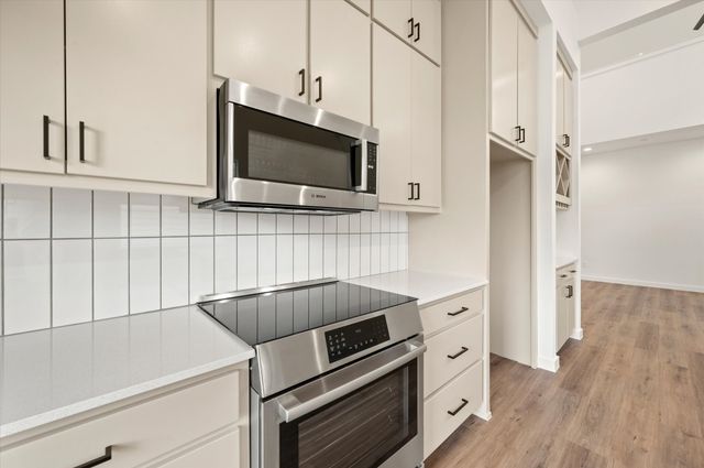 312 Tillery Circle, Grapevine, TX 76051