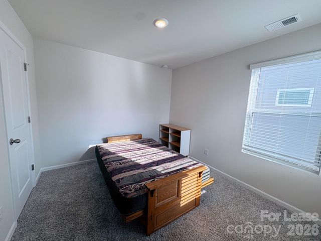 1070 Plumcrest Drive, Charlotte, NC 28216