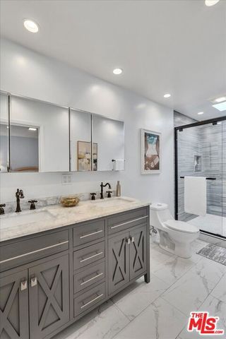 640 Wilcox Avenue, Los Angeles, CA 90004