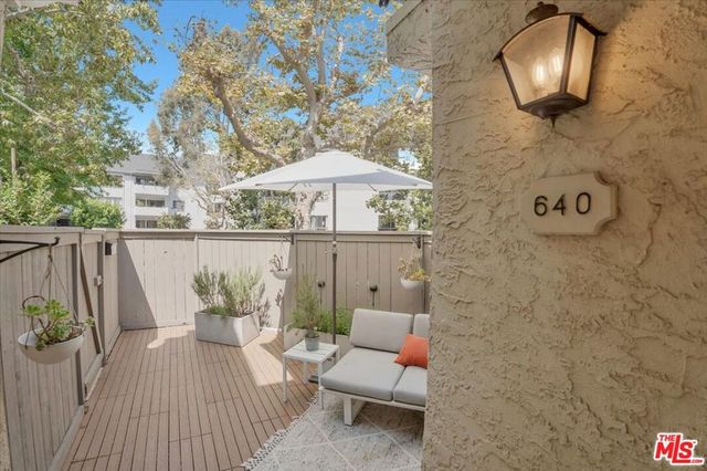 640 Wilcox Avenue, Los Angeles, CA 90004