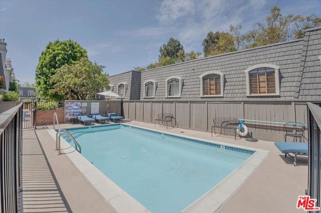640 Wilcox Avenue, Los Angeles, CA 90004