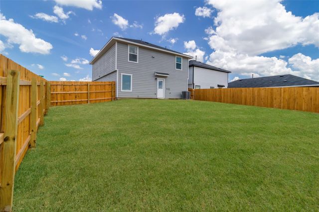 245 Bull Lake CIR, Buda, TX 78610