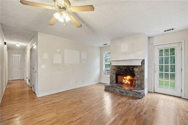 1230 Park Street, Loganville, GA 30052