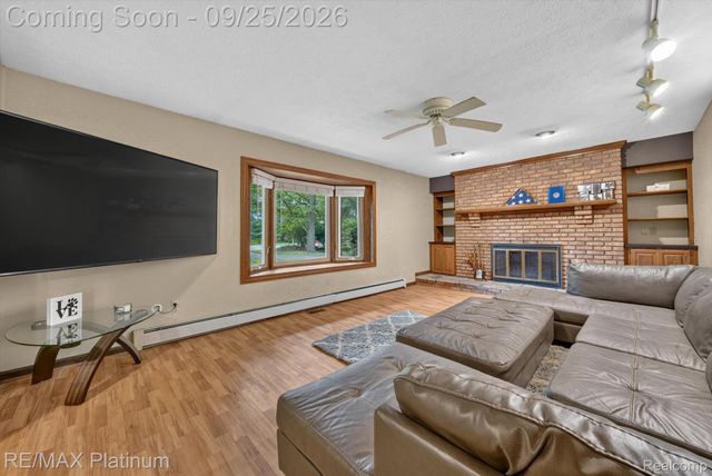 9780 Daleview Drive, Green Oak Township, MI 48178