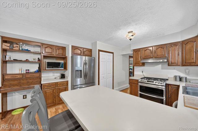 9780 Daleview Drive, Green Oak Township, MI 48178