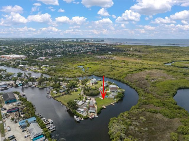 8943 & 8945 ROCKY CREEK DRIVE, Tampa, FL 33615