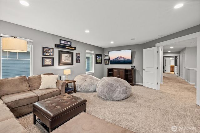 1308 269th Court SE, Sammamish, WA 98075