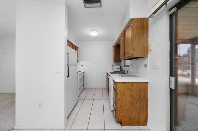 8528 HEATHER BOULEVARD, Weeki Wachee, FL 34613