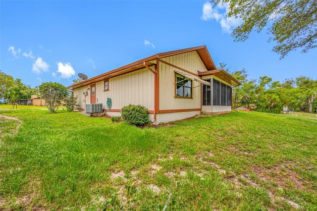 8528 HEATHER BOULEVARD, Weeki Wachee, FL 34613