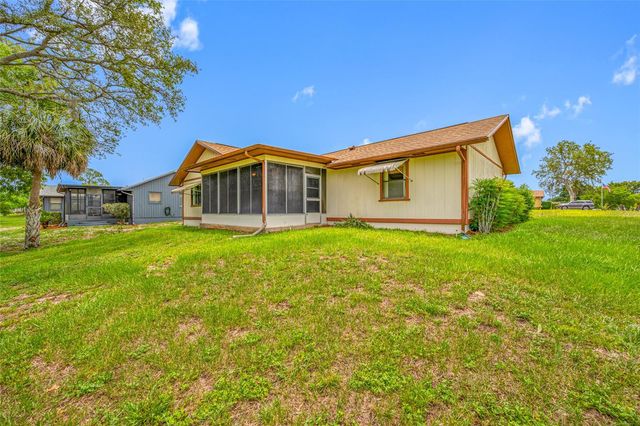 8528 HEATHER BOULEVARD, Weeki Wachee, FL 34613