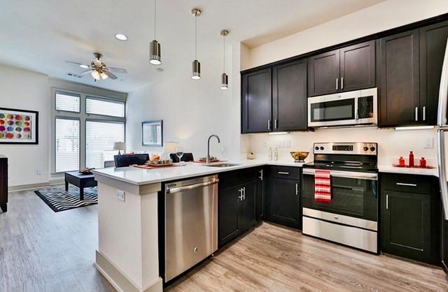 2727 Brazos Street 09, Houston, TX 77006