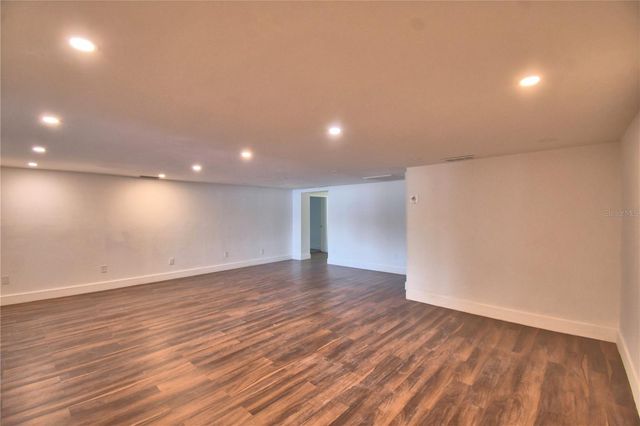 906 LAKE JESSIE DRIVE, Winter Haven, FL 33881