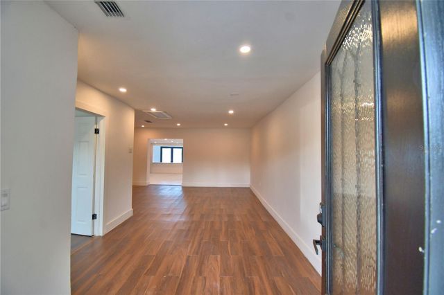 906 LAKE JESSIE DRIVE, Winter Haven, FL 33881