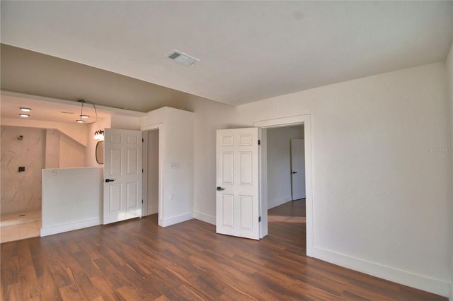 906 LAKE JESSIE DRIVE, Winter Haven, FL 33881