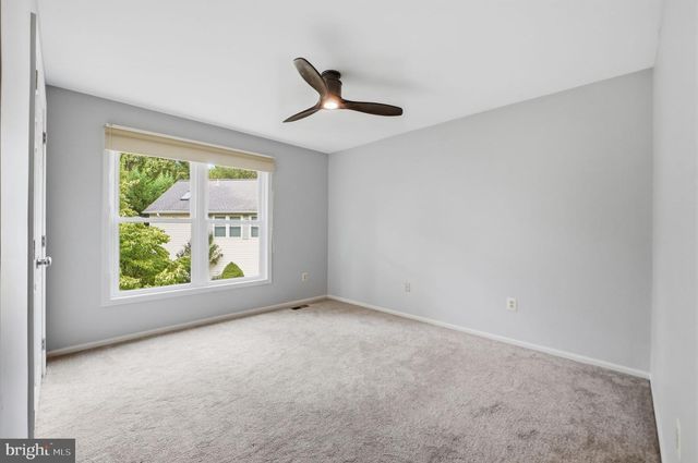 15 MIDDLEBRIDGE CT, Silver Spring, MD 20906