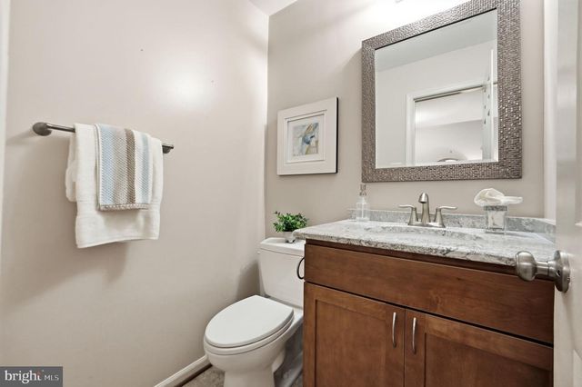 15 MIDDLEBRIDGE CT, Silver Spring, MD 20906