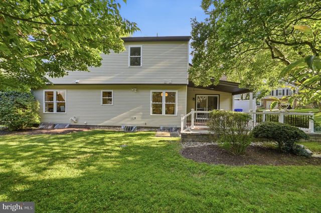 15 MIDDLEBRIDGE CT, Silver Spring, MD 20906