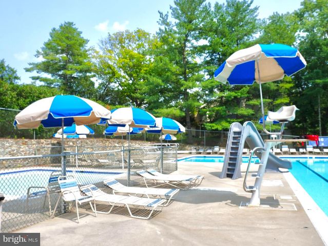 15 MIDDLEBRIDGE CT, Silver Spring, MD 20906