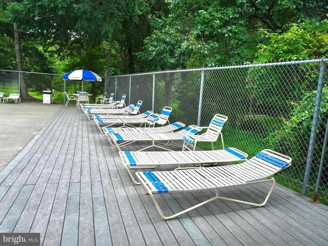 15 MIDDLEBRIDGE CT, Silver Spring, MD 20906