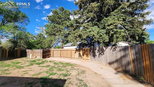 4291 Deerfield Hills Road, Colorado Springs, CO 80916