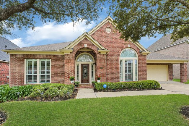 11309 Gladewater Drive, Pearland, TX 77584