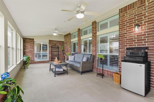 11309 Gladewater Drive, Pearland, TX 77584