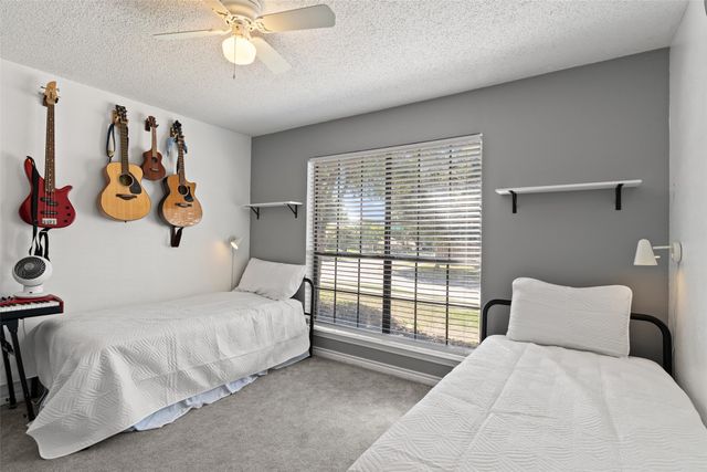 841 Villa Ridge Drive, Garland, TX 75043