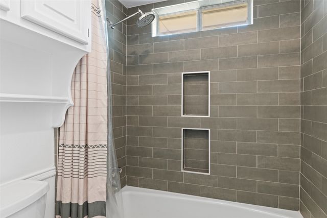 841 Villa Ridge Drive, Garland, TX 75043