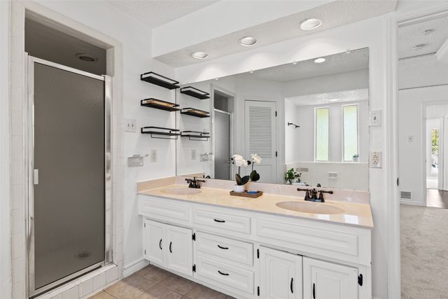 841 Villa Ridge Drive, Garland, TX 75043
