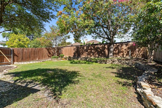 841 Villa Ridge Drive, Garland, TX 75043