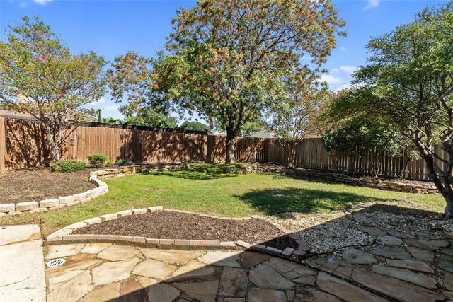 841 Villa Ridge Drive, Garland, TX 75043