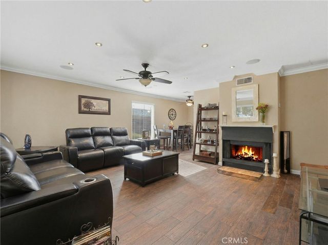 400 S Flower 99, Orange, CA 92868