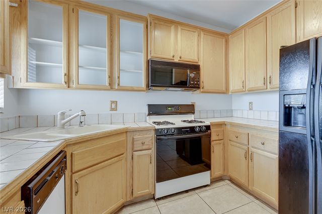 75 North Valle Verde Drive 522, Henderson, NV 89074