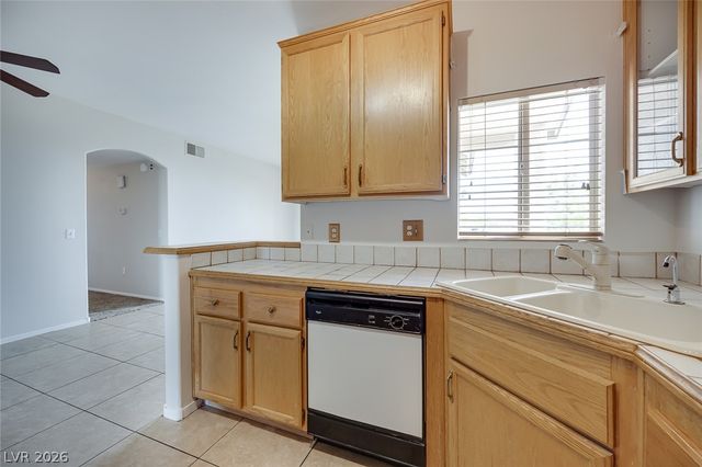 75 North Valle Verde Drive 522, Henderson, NV 89074