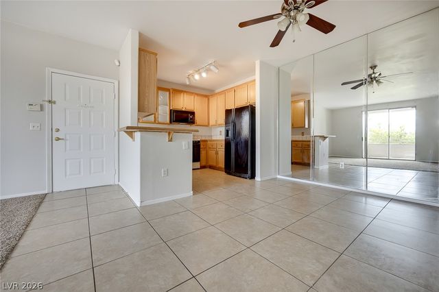 75 North Valle Verde Drive 522, Henderson, NV 89074
