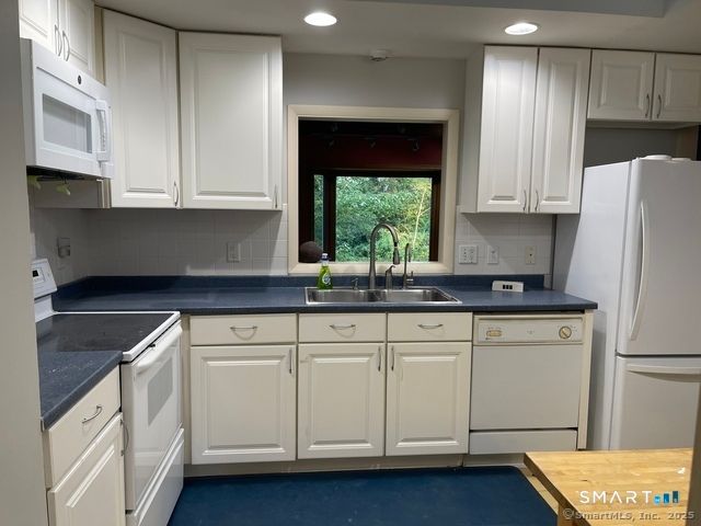 5 Inwood Lane, Westport, CT 06880