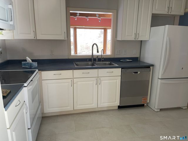 5 Inwood Lane, Westport, CT 06880