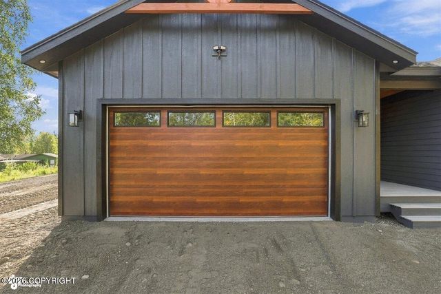 6000 E Menke Circle, Wasilla, AK 99654