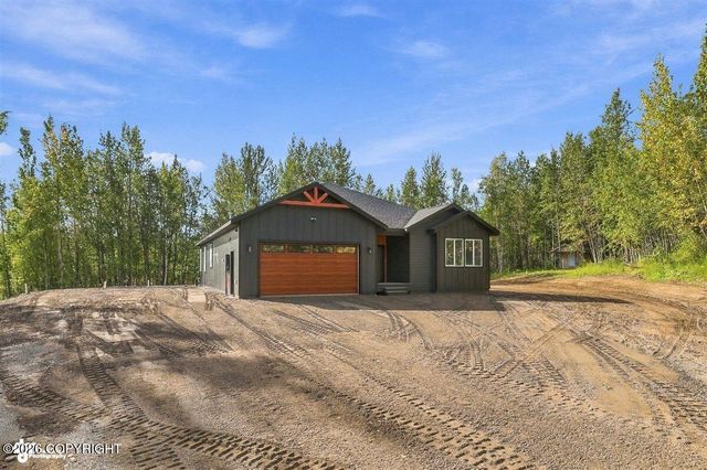 6000 E Menke Circle, Wasilla, AK 99654