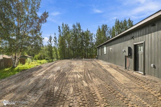 6000 E Menke Circle, Wasilla, AK 99654